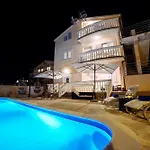 Nikol Apartamento Vodice