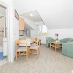 Nikol Apartman