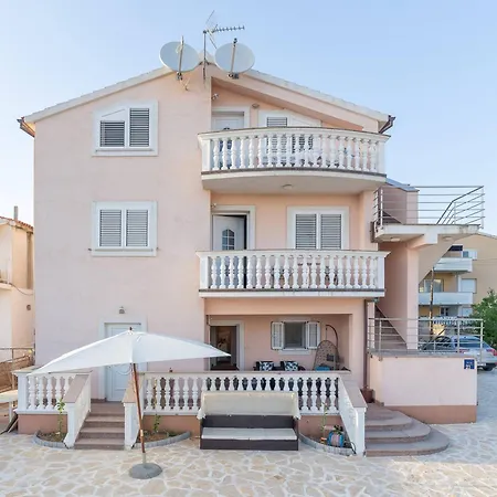 Nikol * Vodice