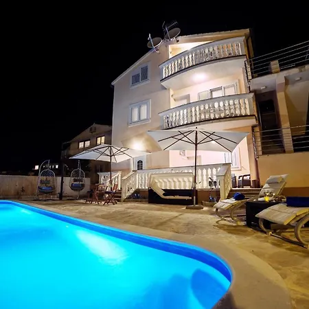 Nikol Apartamento Vodice