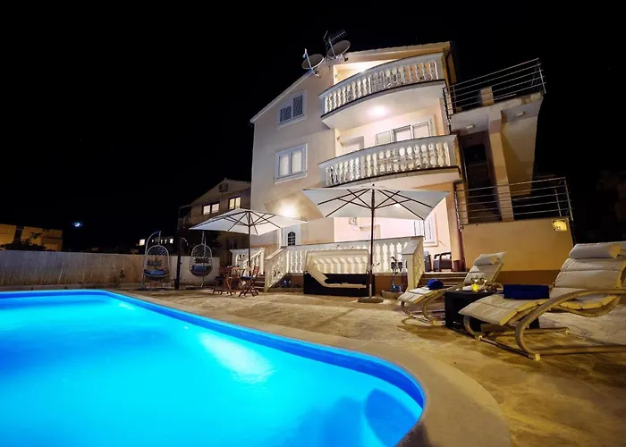 Nikol Apartman Vodice